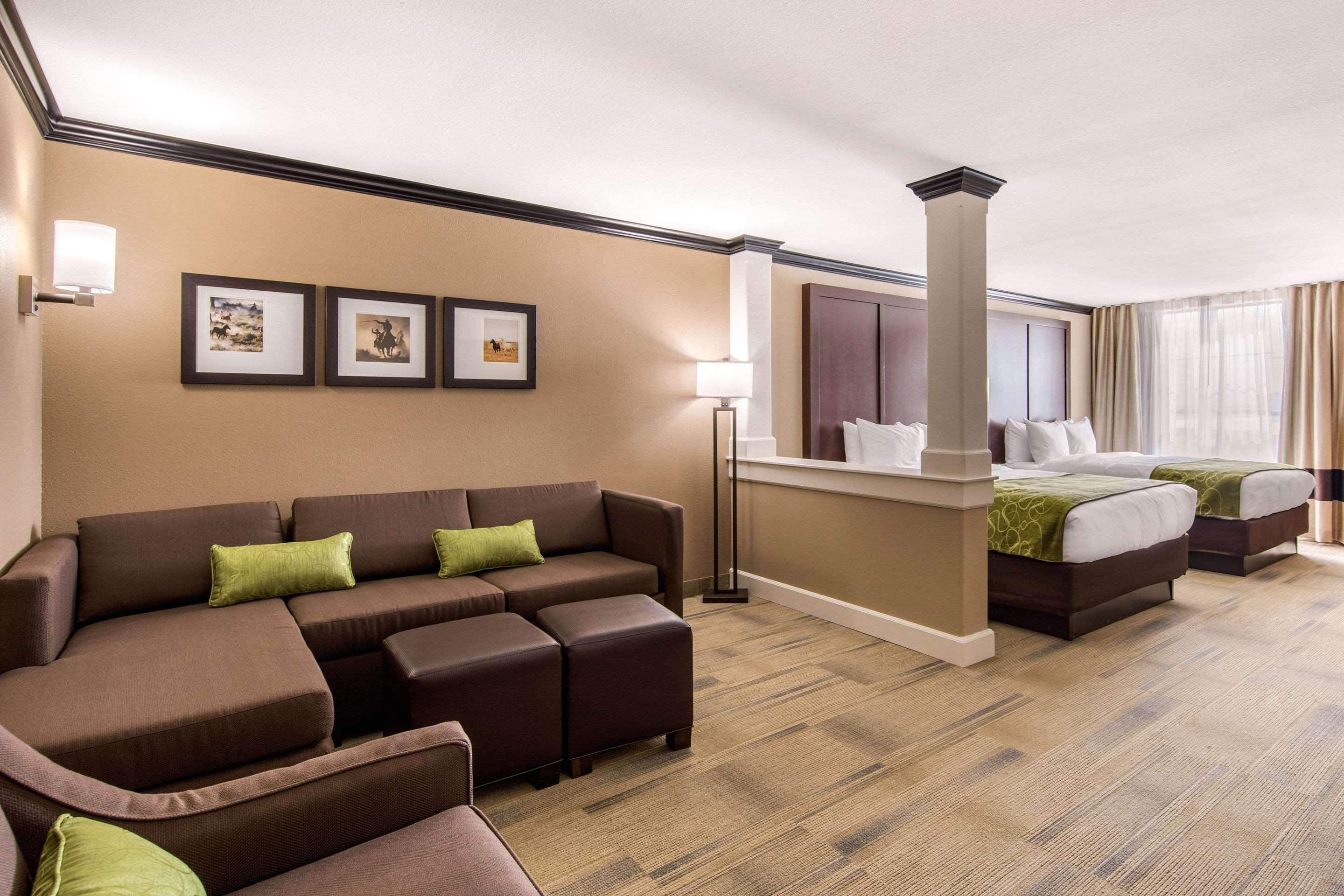 Comfort Suites Liberal Zewnętrze zdjęcie