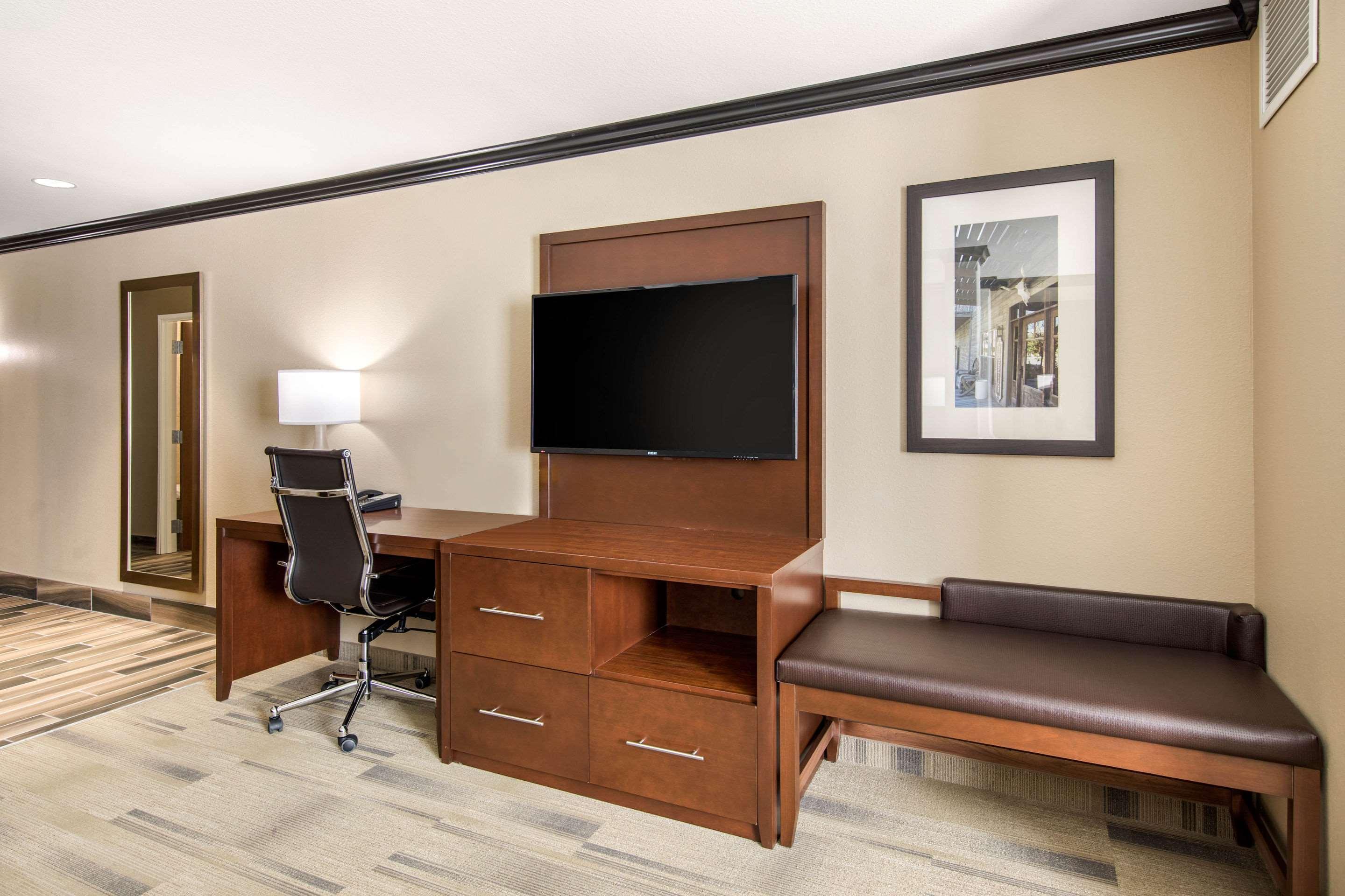 Comfort Suites Liberal Zewnętrze zdjęcie